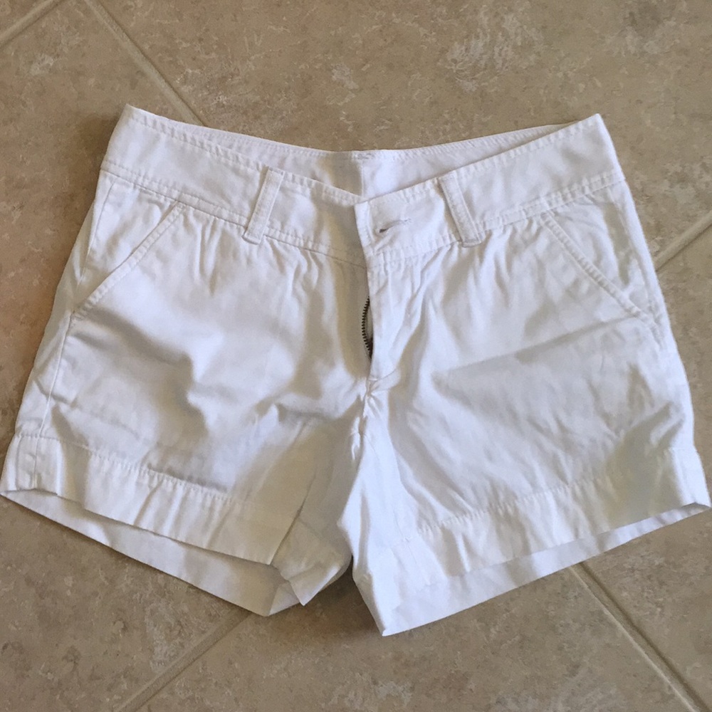 Lily Pulitzer white Callahan shorts